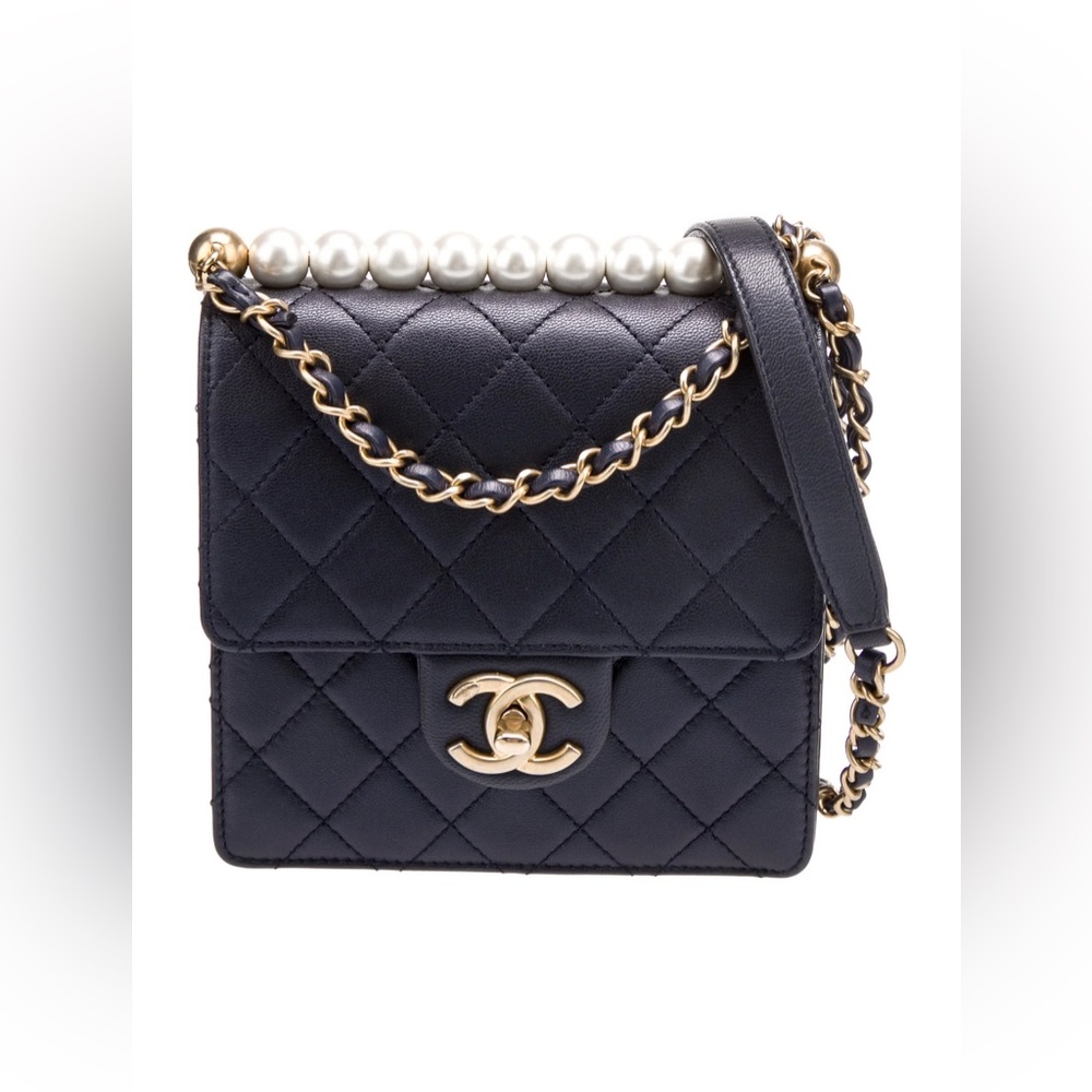 Chanel Chic Pearls Flap Bag